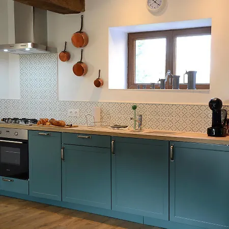 La Martiniere Holiday home Saint-Aubin-Fosse-Louvain