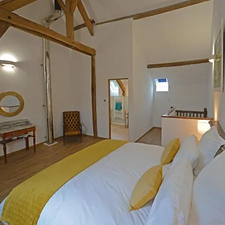 La Martiniere Saint-Aubin-Fosse-Louvain