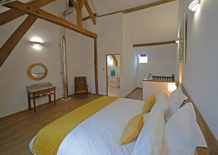 La Martiniere Saint-Aubin-Fosse-Louvain