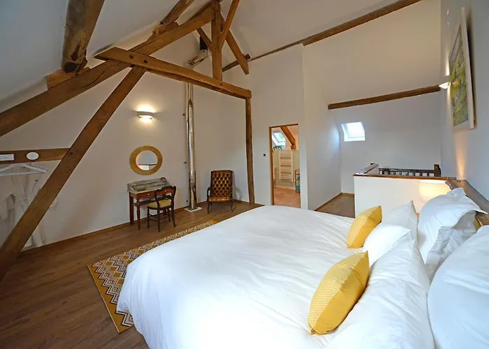 La Martiniere Saint-Aubin-Fosse-Louvain